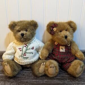 Boyd's Bears Sue B Bearkins and Karen A Mulberry 10" Bears Jointed/Moveable